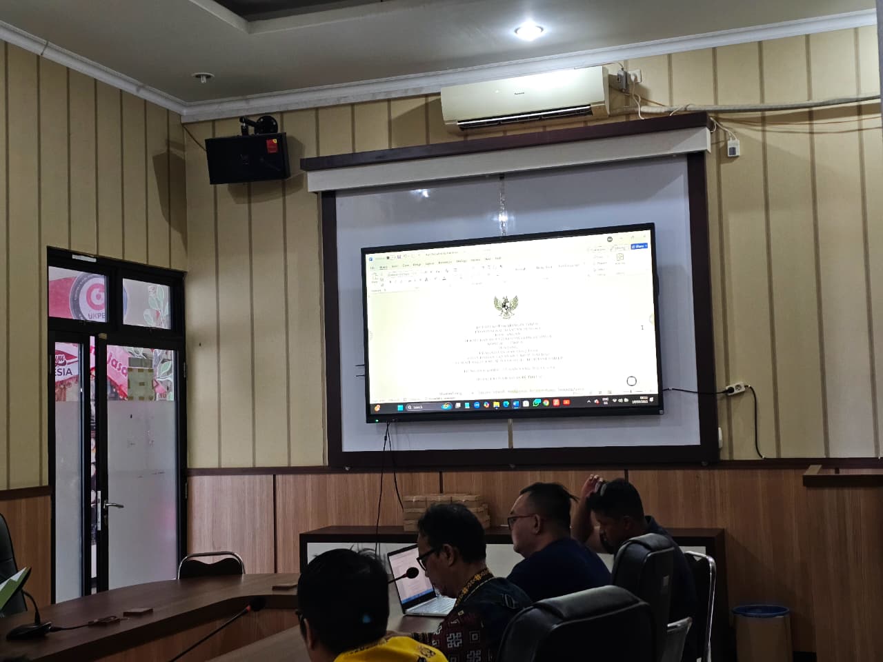 Dokumentasi Rapat Pembahasan Draf Perbup BLUD 2025
